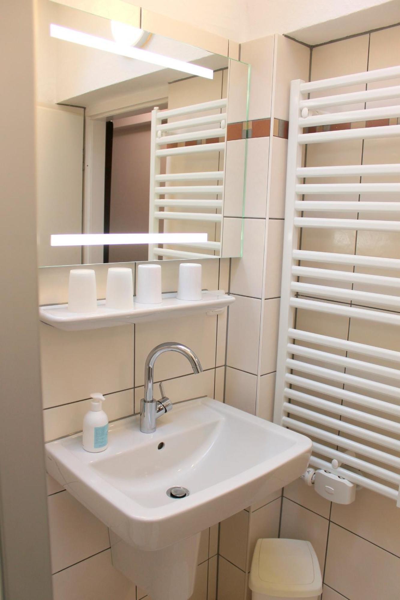 Wohnung 2 - G Pape - Schoene Terassenwohnung Mit Sep Ankleidezimmer, Kostenloses Wlan, Longstay Rabatt, Naehe Duenenpark グレーミッツ エクステリア 写真